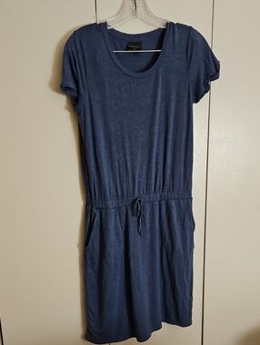 32 Degrees Short Sleeve Drawstring Waist Mini Dress in Navy